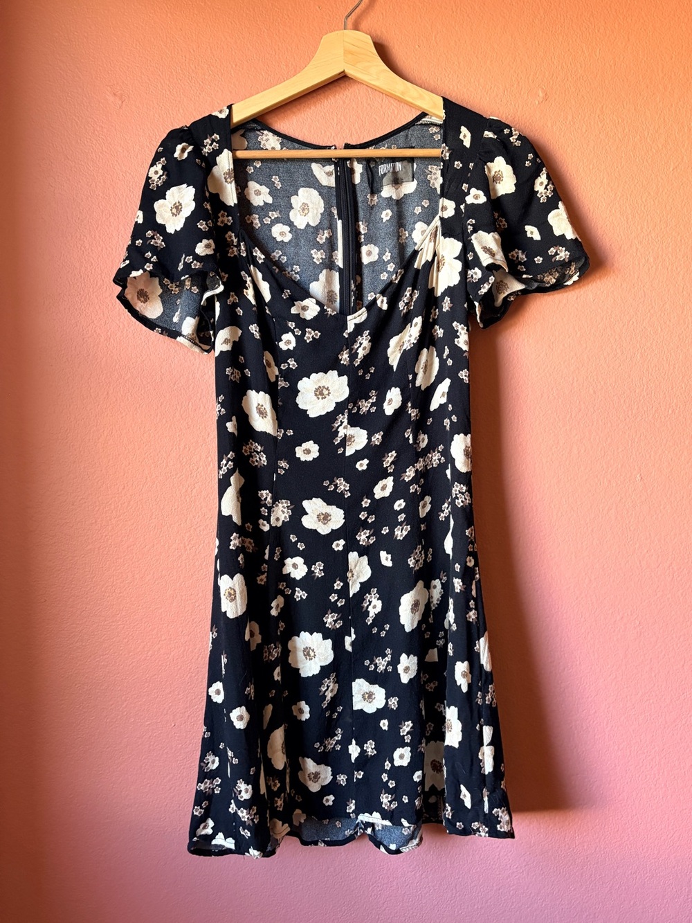 Reformation printed dress fits like size 6